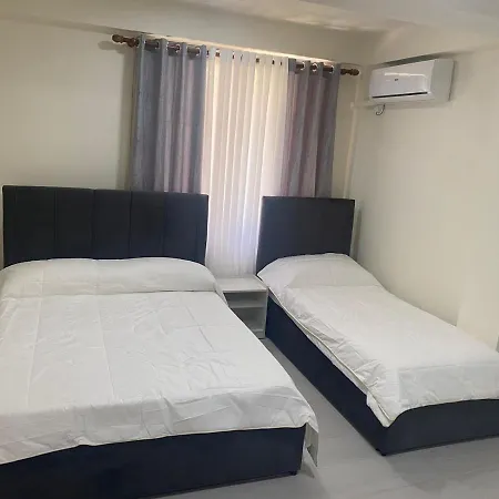 Vila 25 Golem Guest house 3*